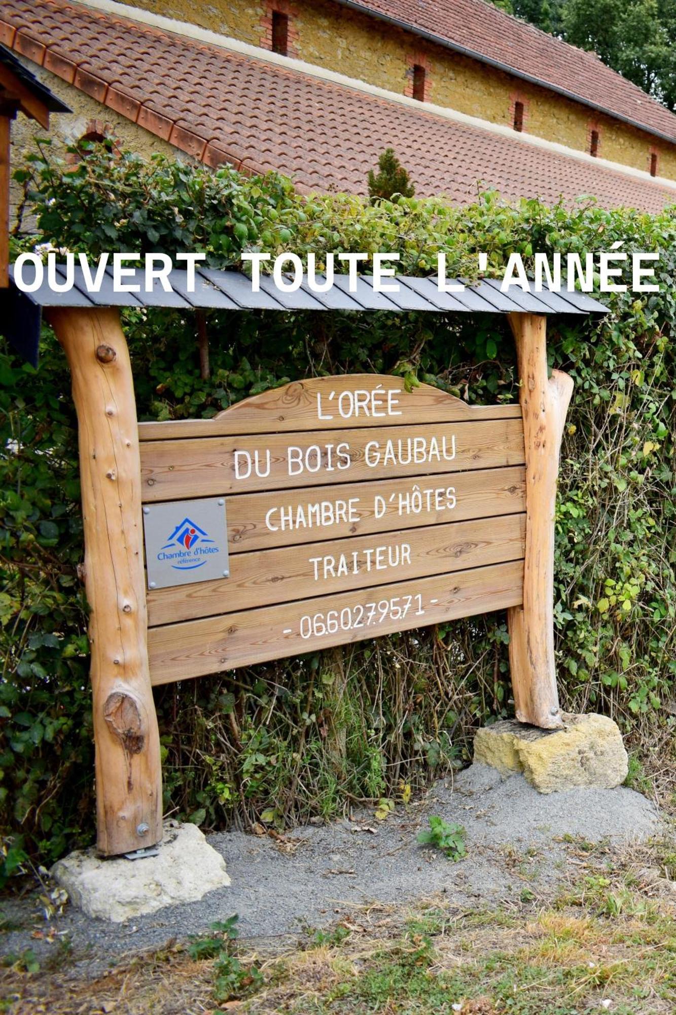 L'Oree Du Bois Gaubau Saint-Georges-sur-Layon Exterior photo