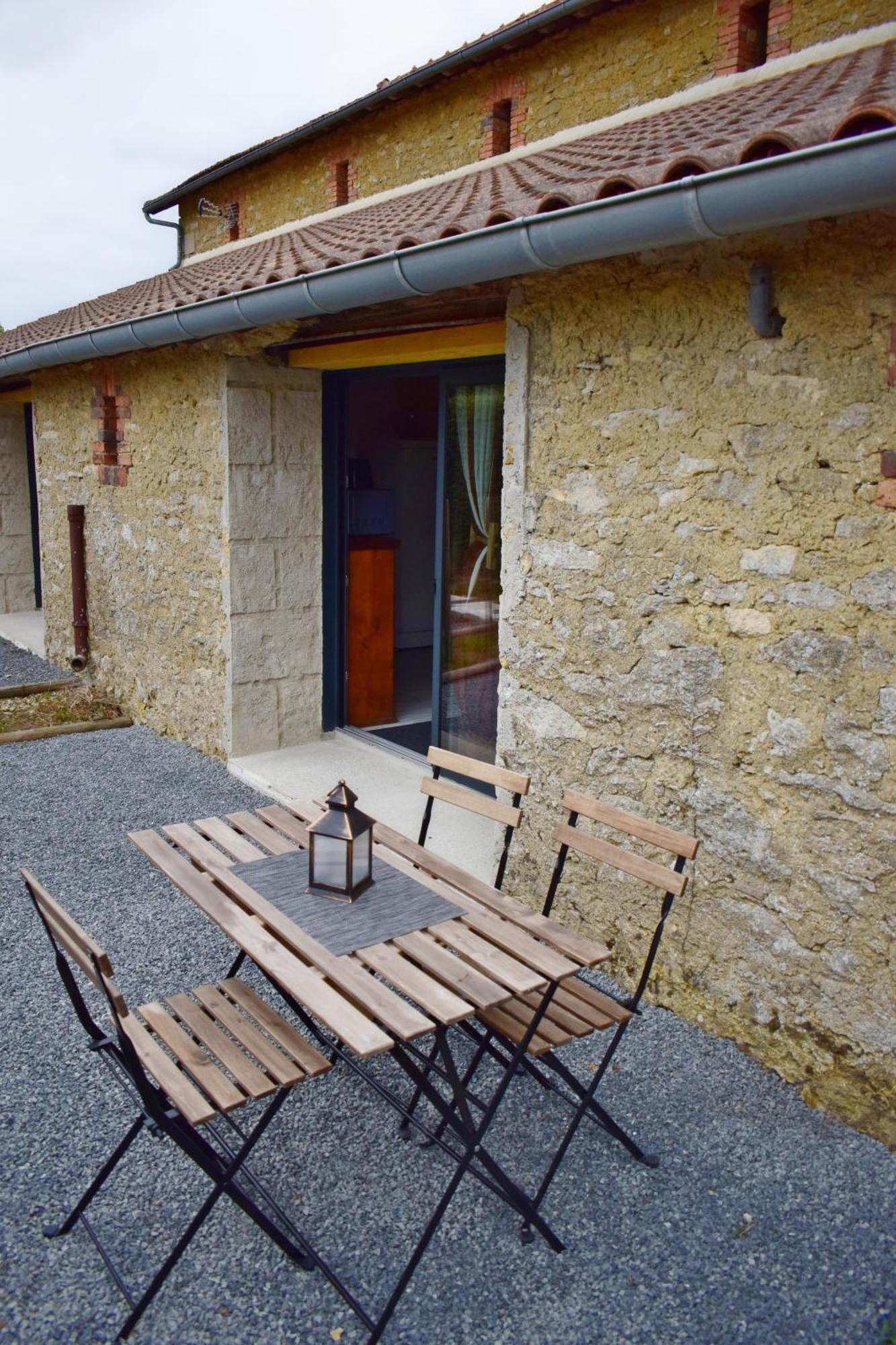 L'Oree Du Bois Gaubau Saint-Georges-sur-Layon Exterior photo